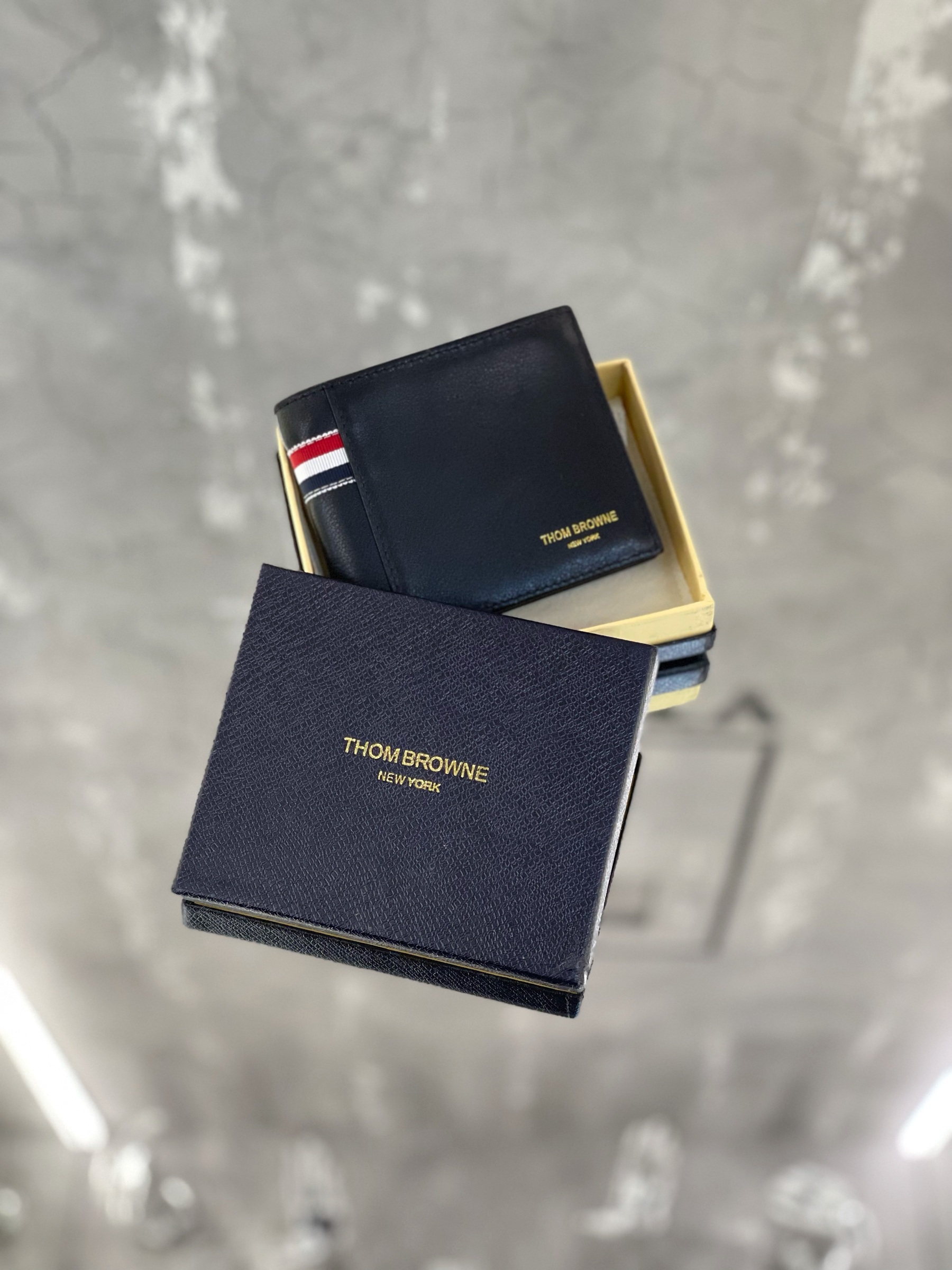 THOM BROWNE — NO LOGO STORE