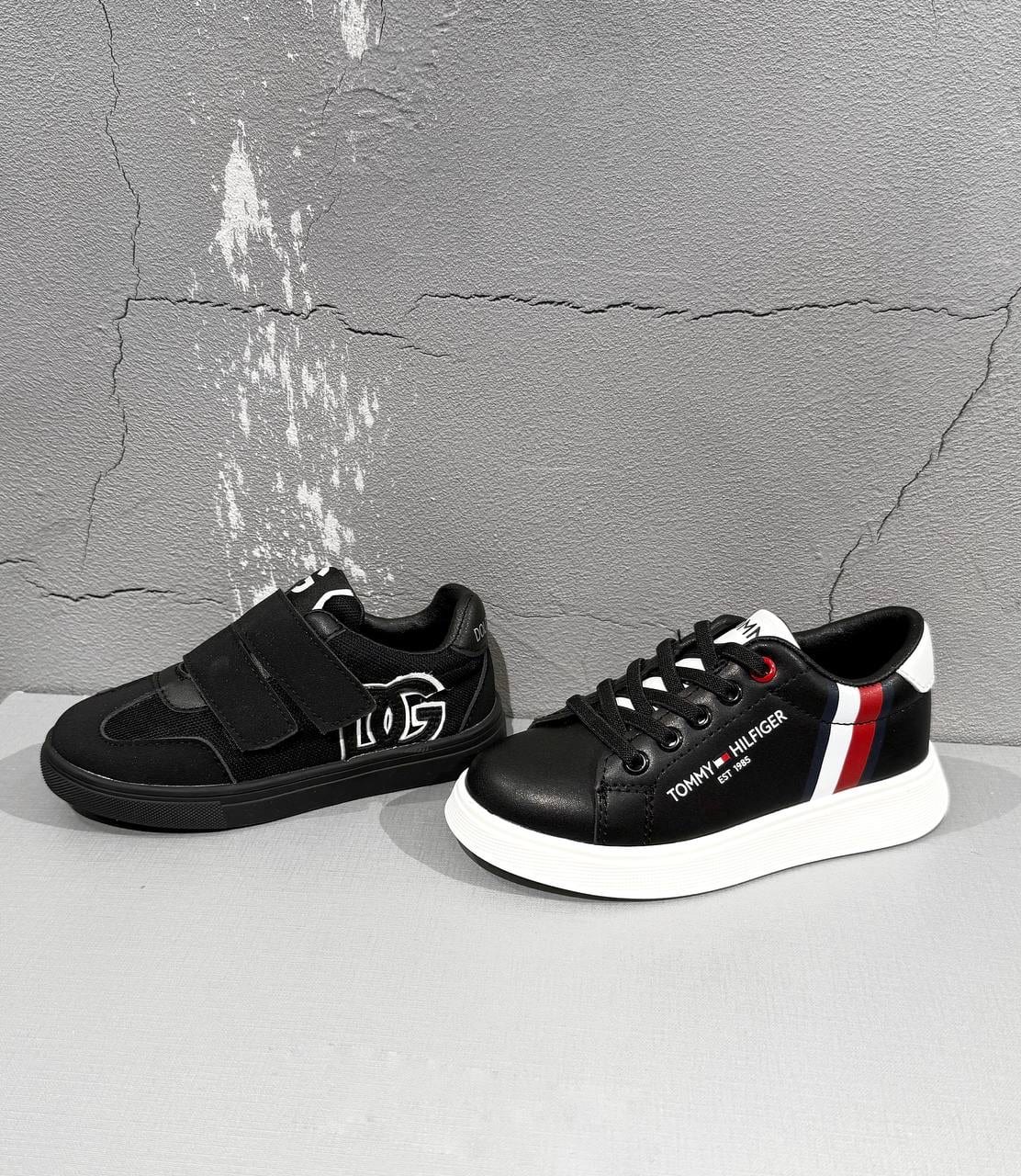 DOLCE & GABBANA — NO LOGO STORE