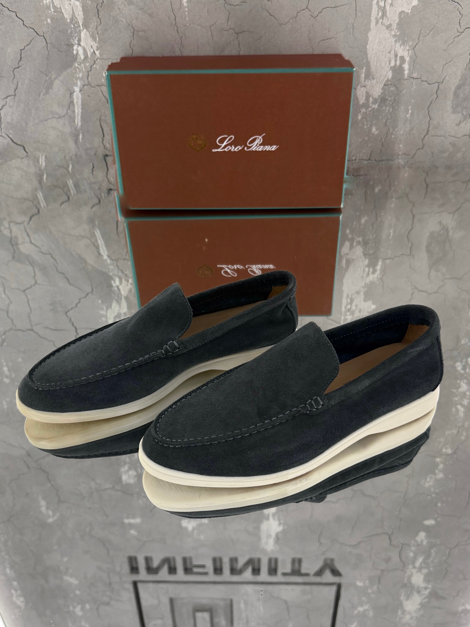 LORA PIANA — Мужское, NO LOGO STORE