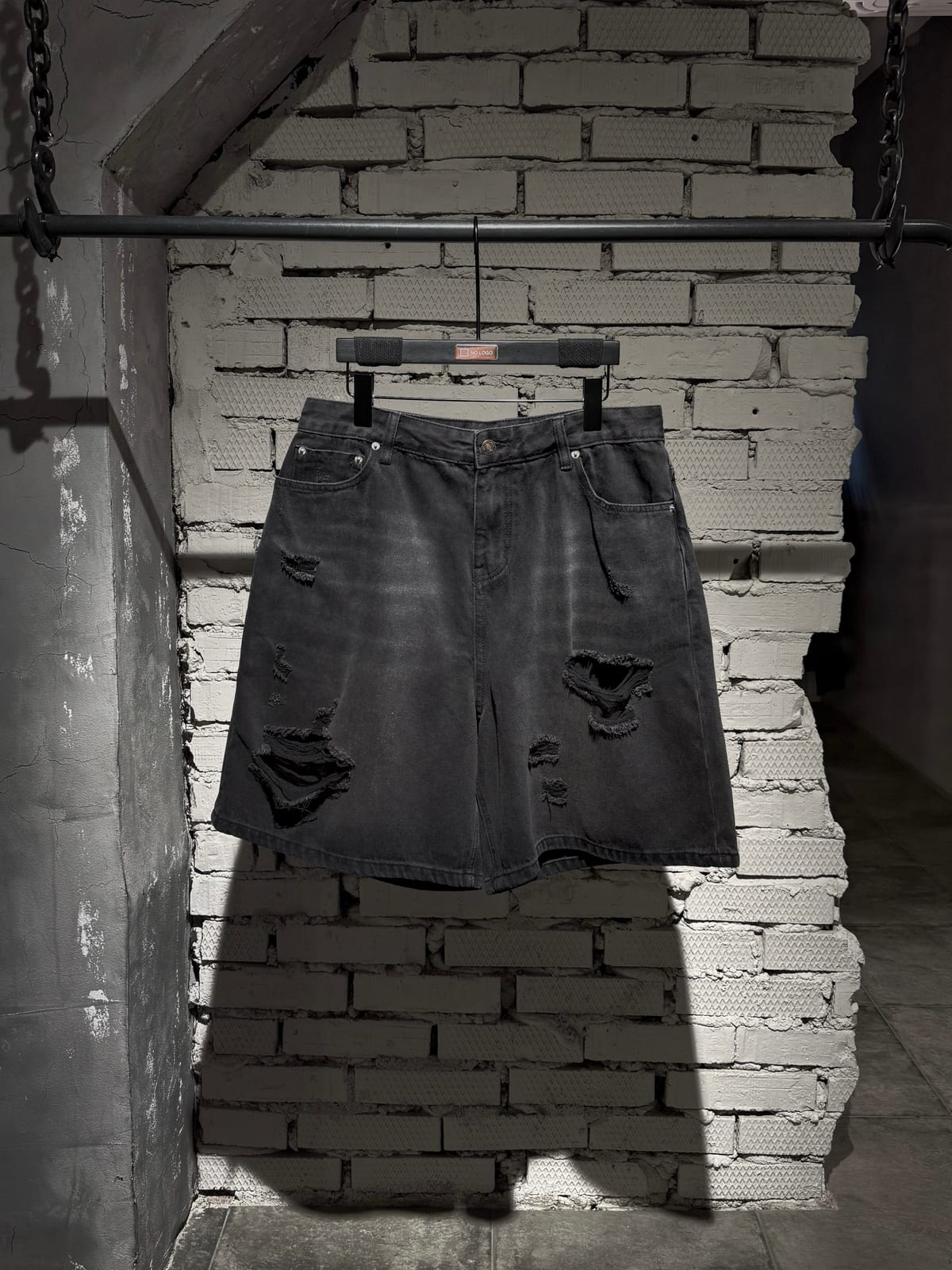 Шорты BALENCIAGA — Мужское, NO LOGO STORE (фото 4)