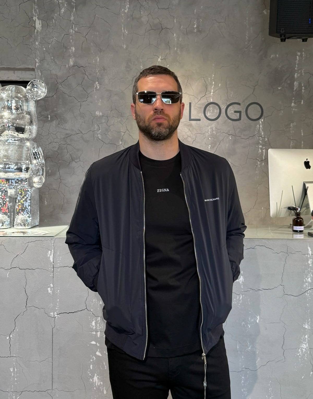 Ветровка ARMANI EXCHANGE — NO LOGO STORE
