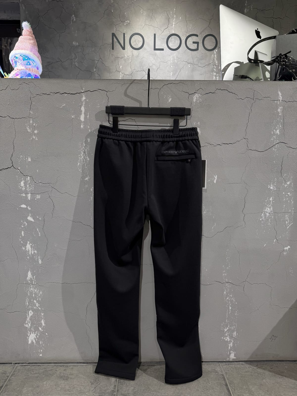 Брюки EMPORIO ARMANI  — Мужское, NO LOGO STORE (фото 3)