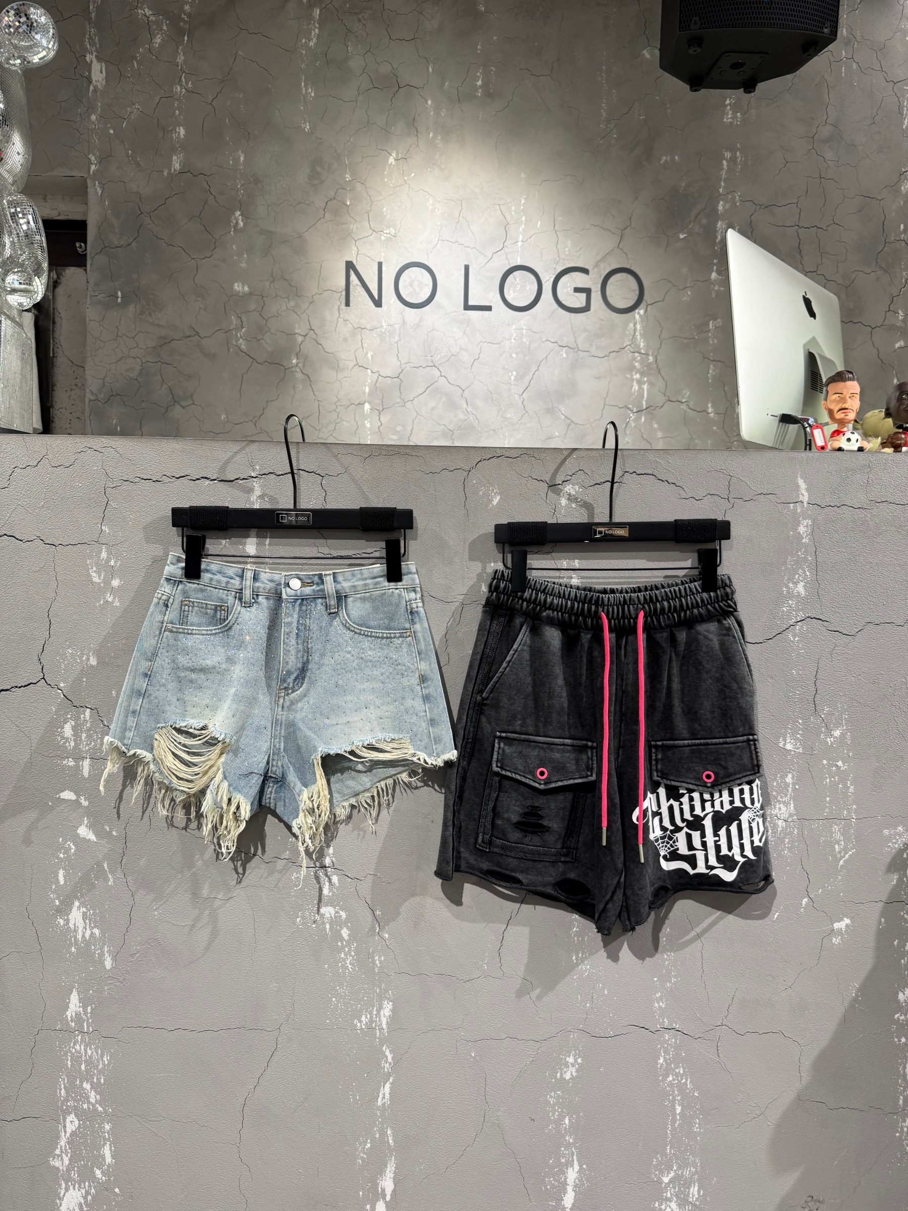 Шорты / BLACK — SALE · Женское, NO LOGO STORE