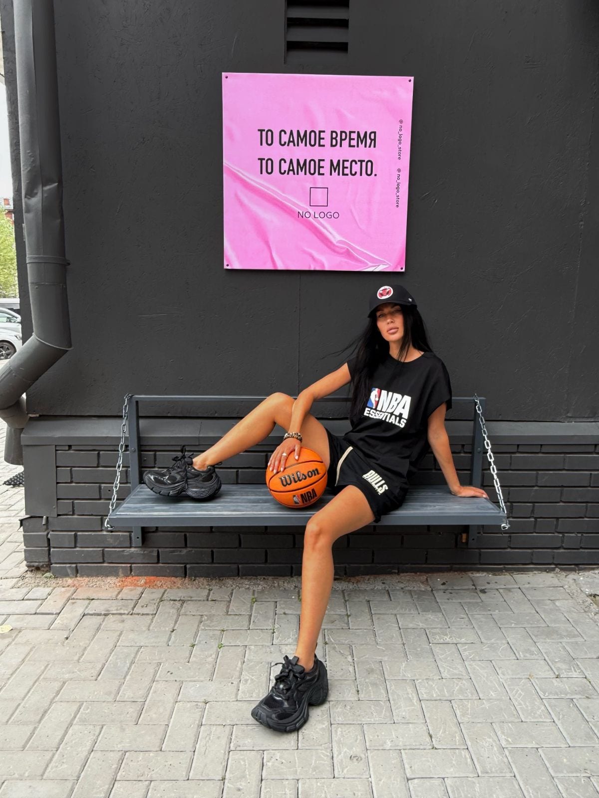 Футболка ESSENTIALS x NBA — Женское, NO LOGO STORE (фото 2)
