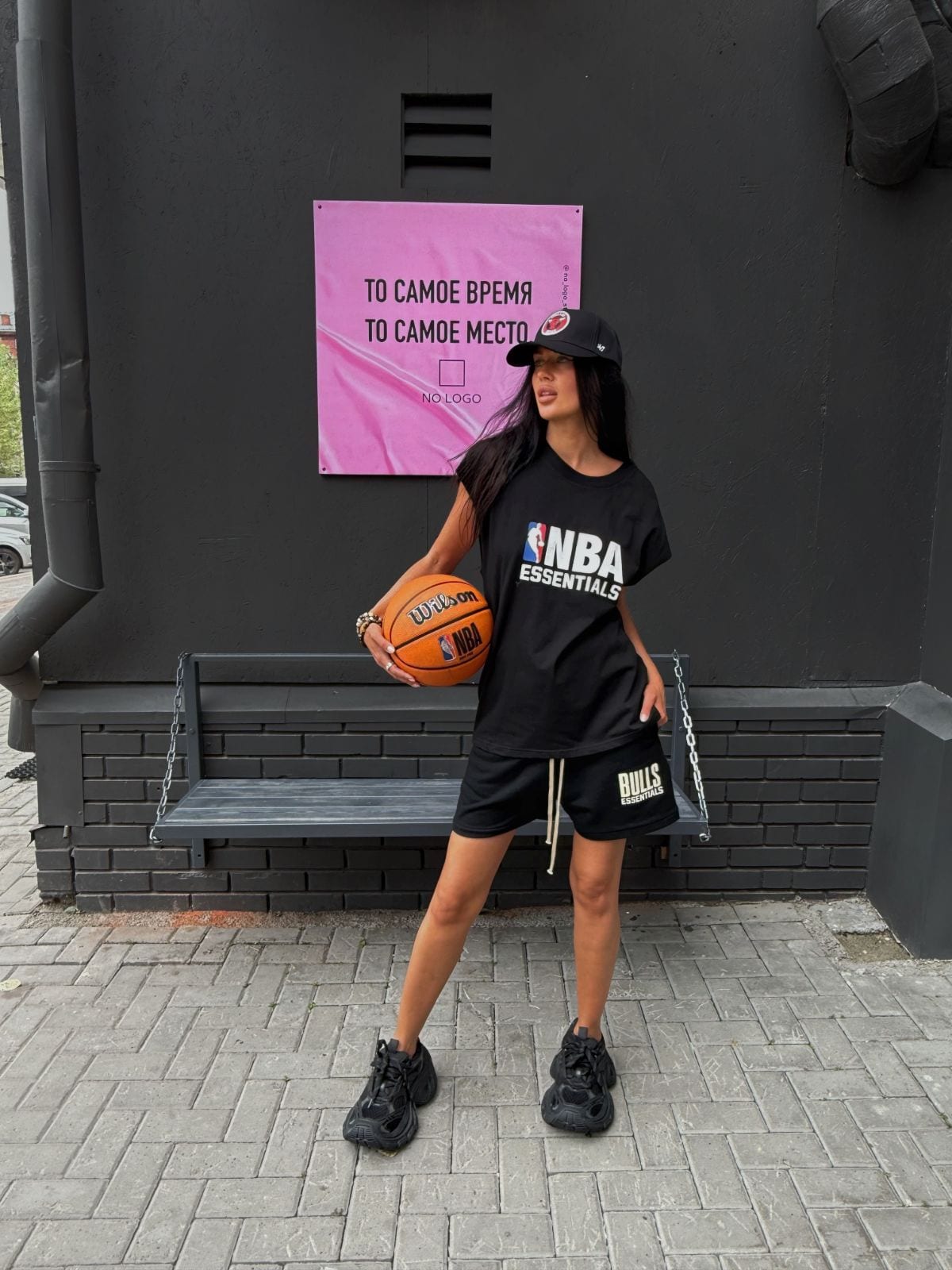 Шорты ESSENTIALS x NBA BULLS — Женское, NO LOGO STORE (фото 2)