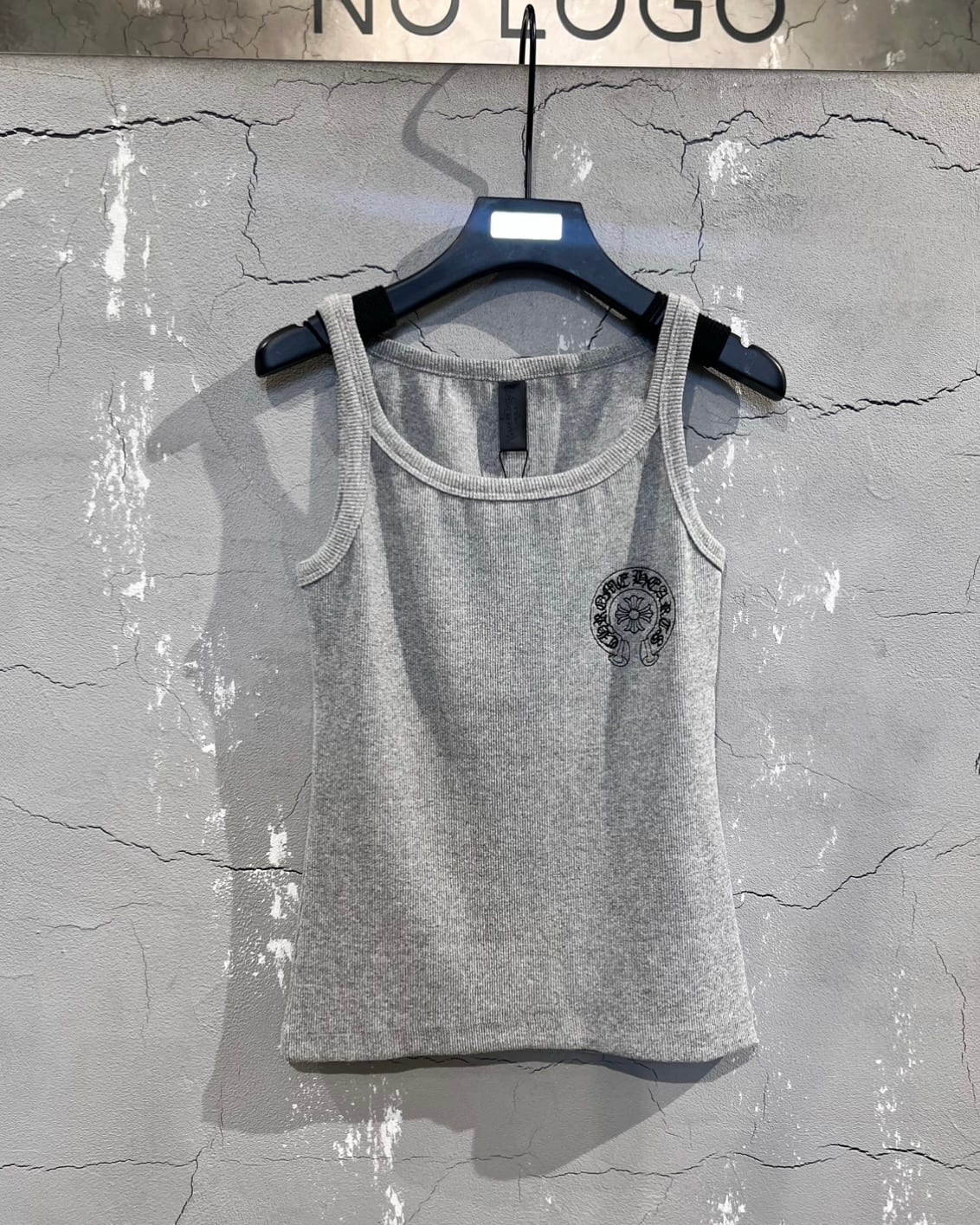 Майка CHROME HEARTS — NO LOGO STORE