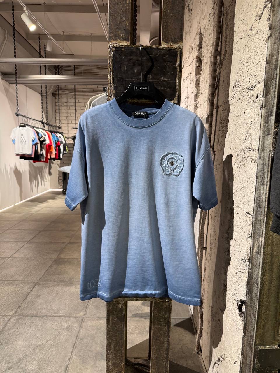 Футболка CHROME HEARTS — Женское, NO LOGO STORE