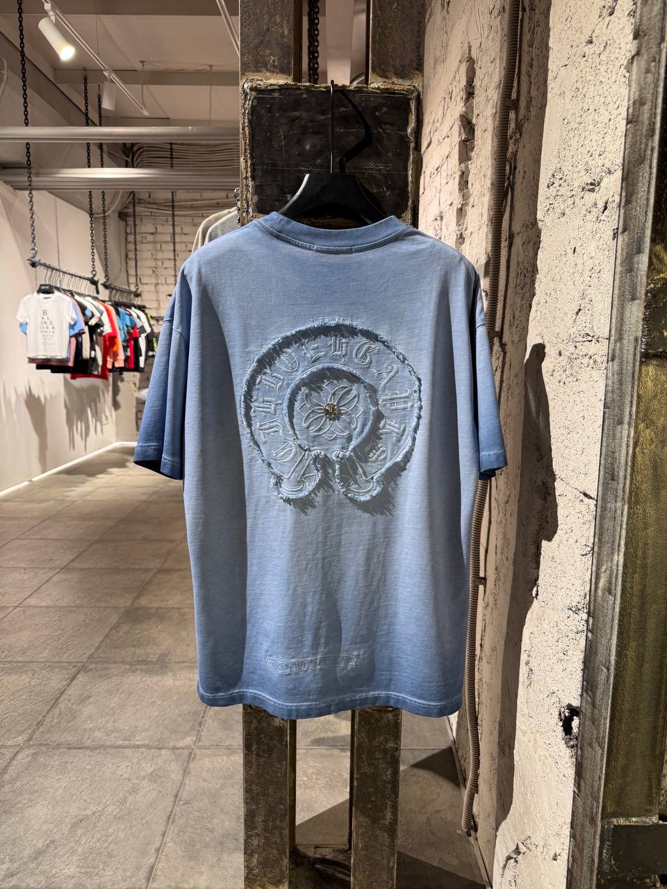 Футболка CHROME HEARTS — Женское, NO LOGO STORE (фото 2)