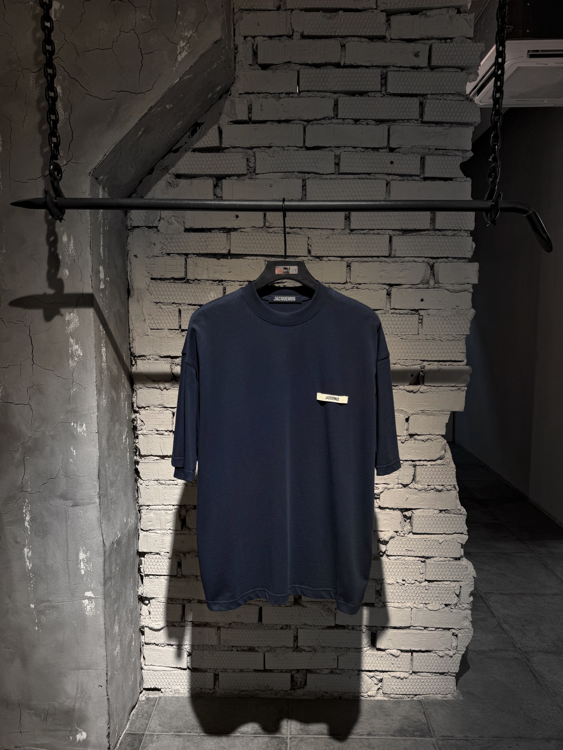 Футболка JACQUEMUS — Женское, NO LOGO STORE
