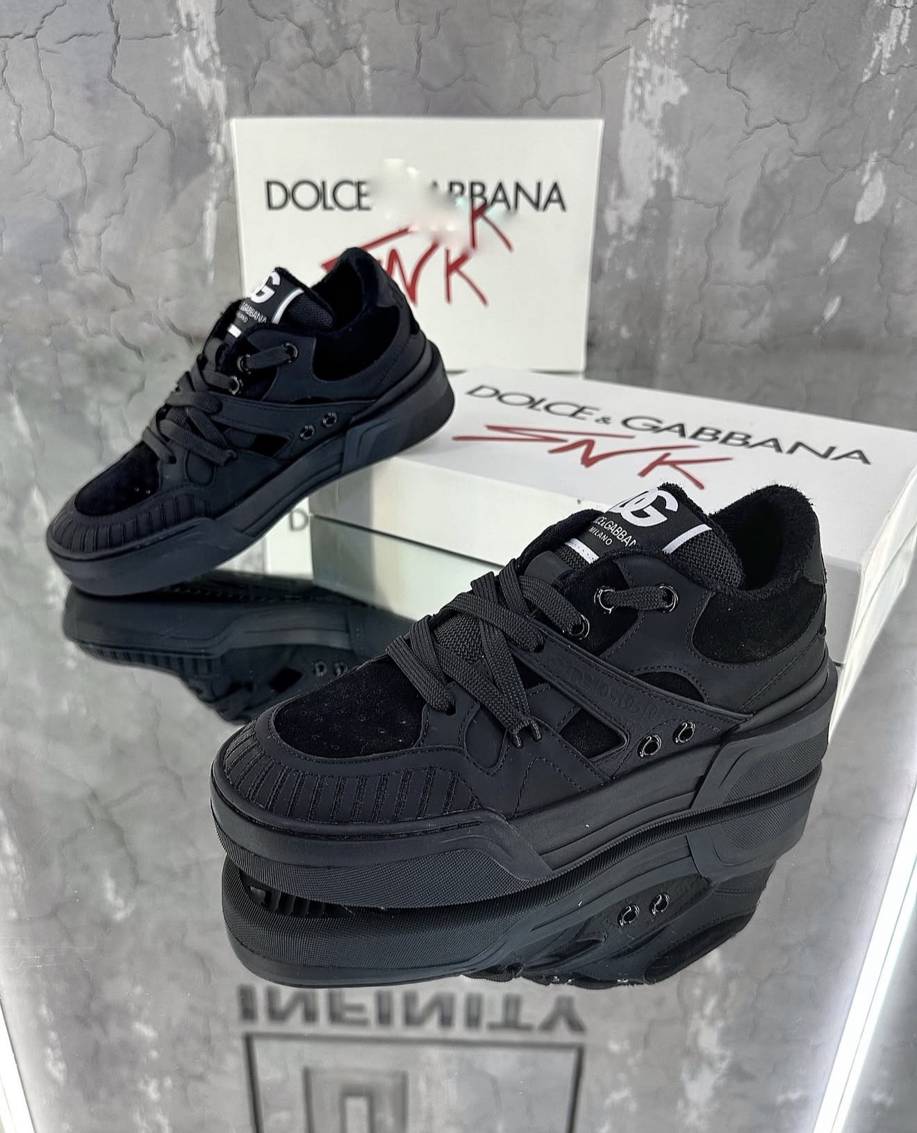 Кеды DOLCE & GABBANA — Женское, NO LOGO STORE