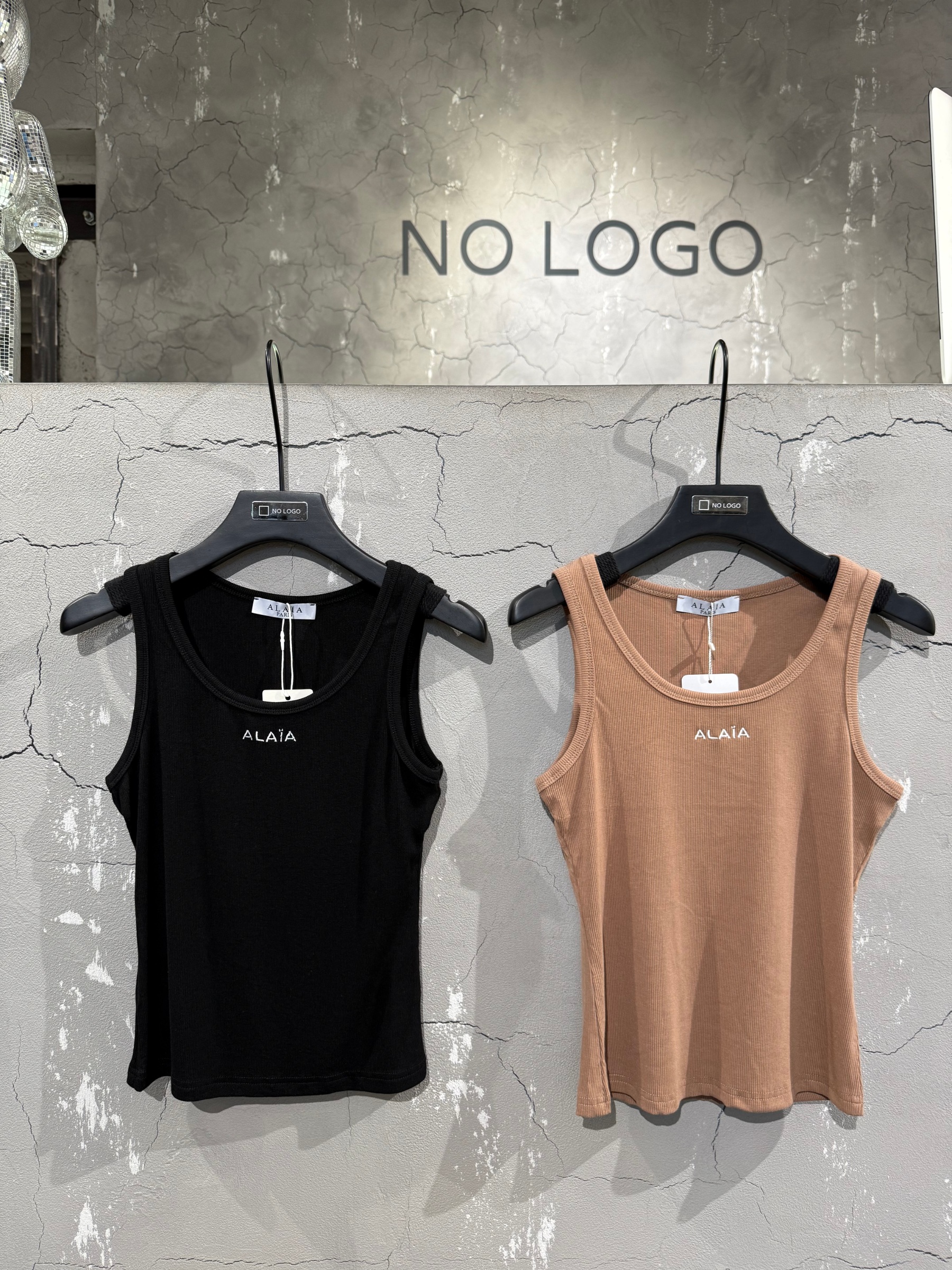 Майка ALAIA / BLACK — Женское, NO LOGO STORE