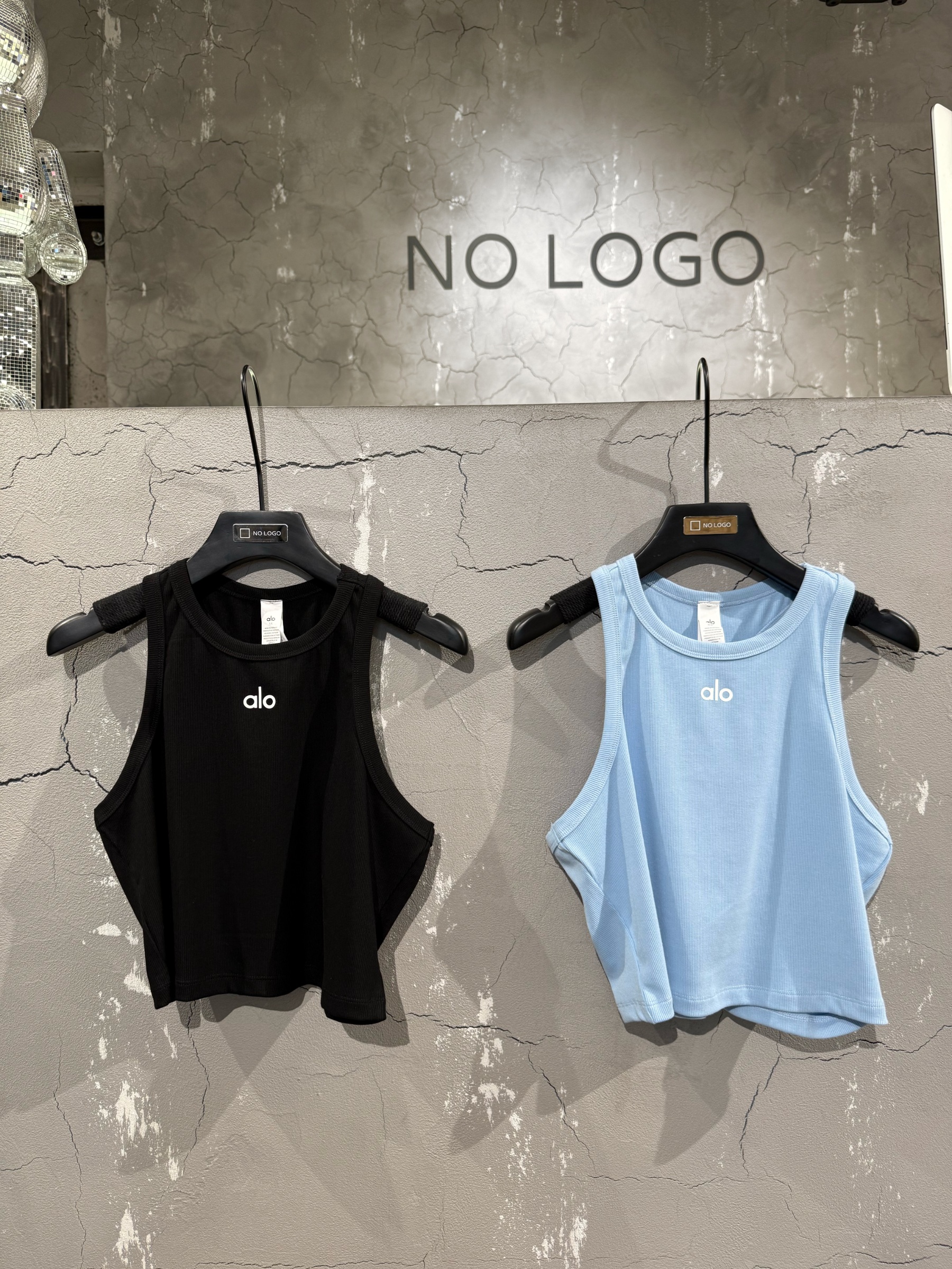Майка ALO / BLACK — Женское, NO LOGO STORE