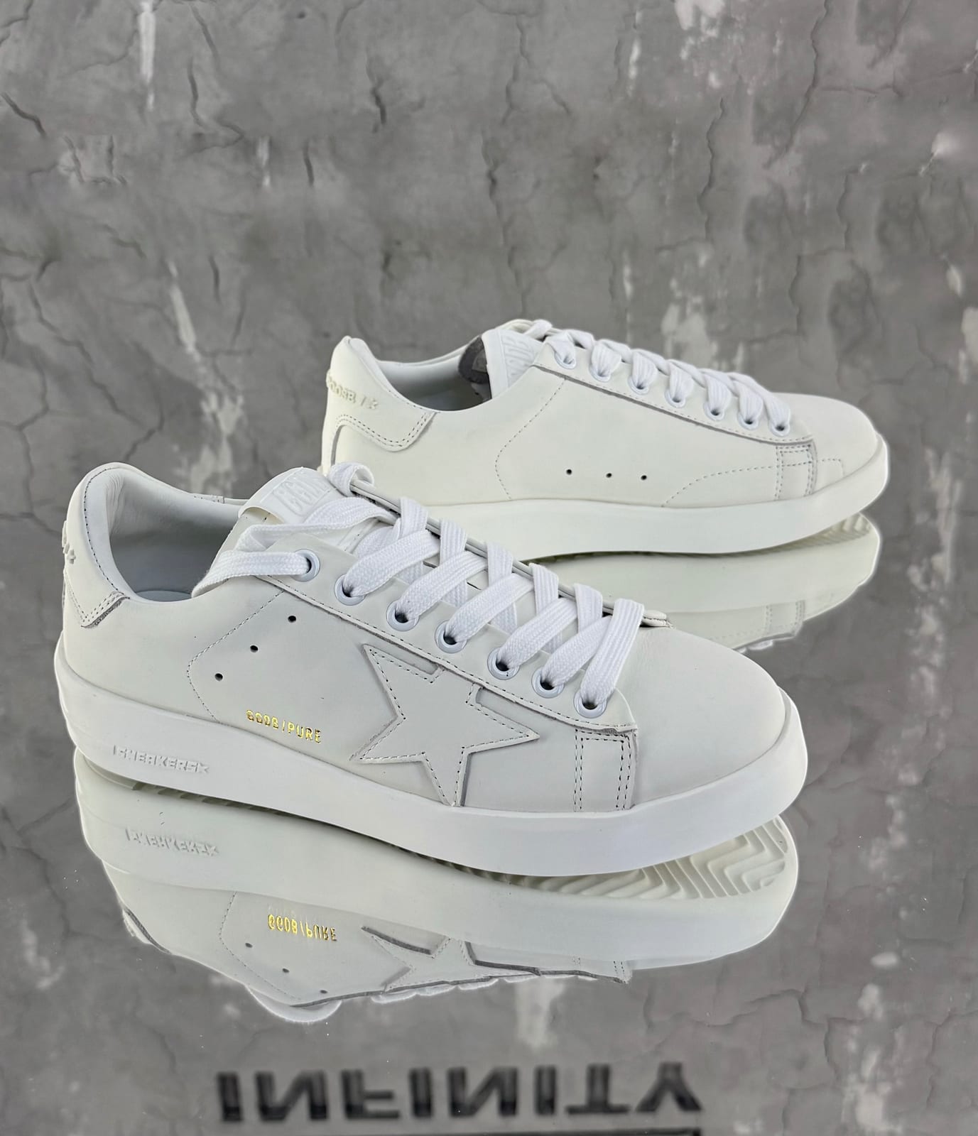 GOLDEN GOOSE — Женское, NO LOGO STORE