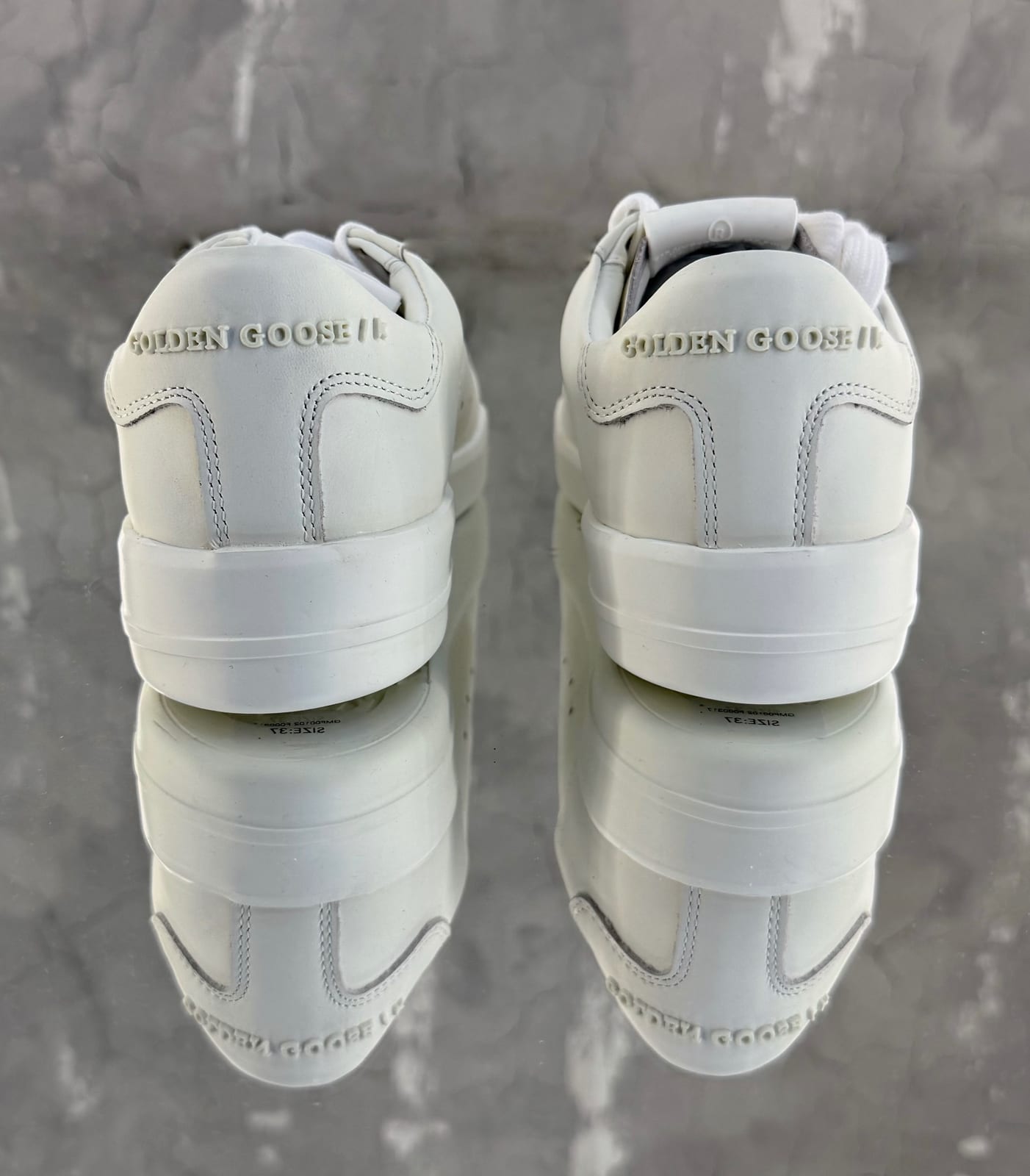 GOLDEN GOOSE — Женское, NO LOGO STORE (фото 3)
